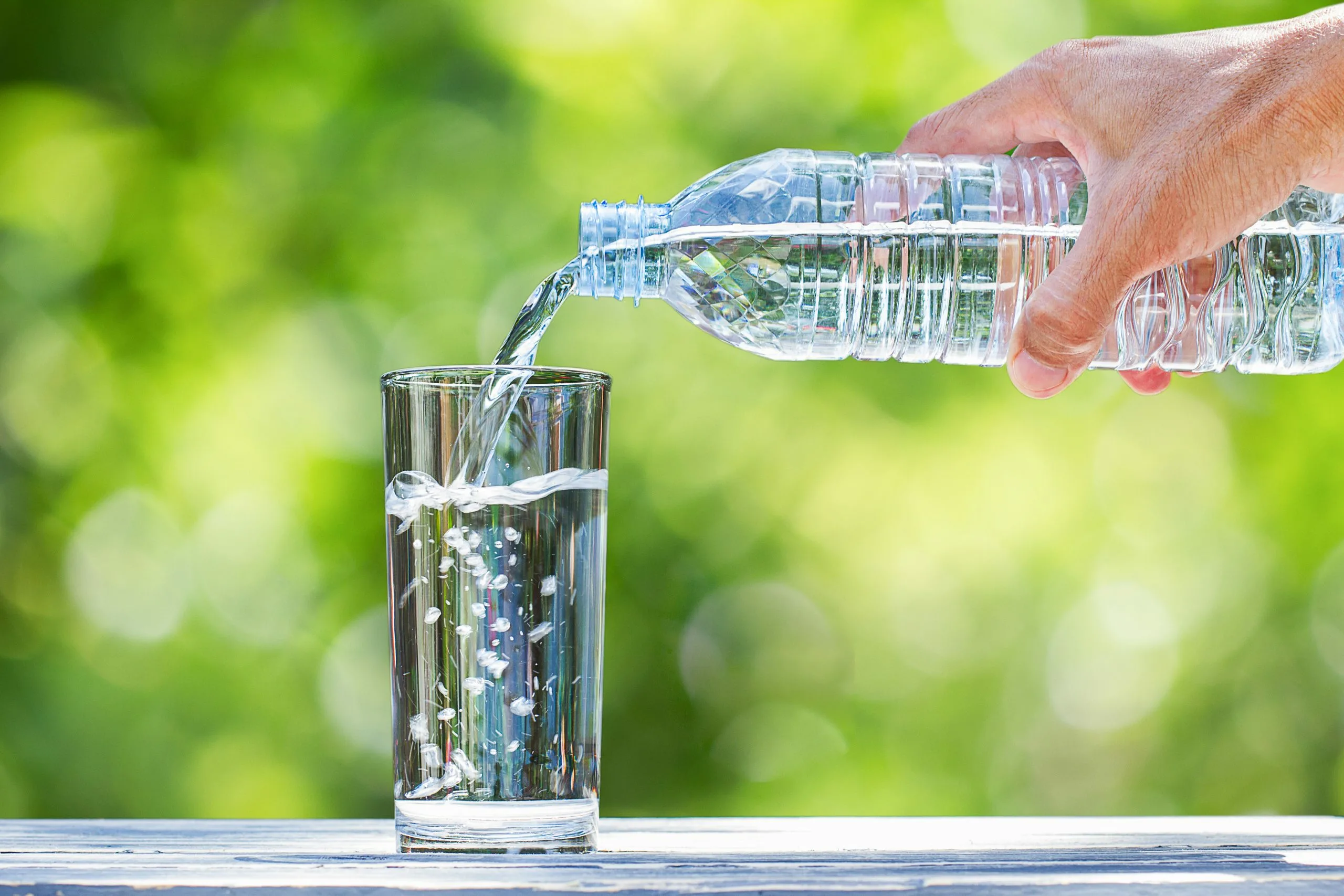 Agua de Manantial AquaPura